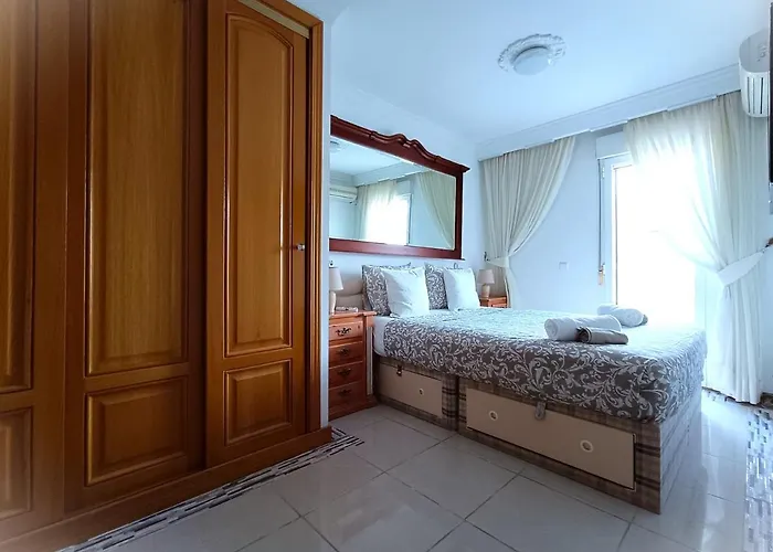 Vista Hermosa 公寓 阿罗纳